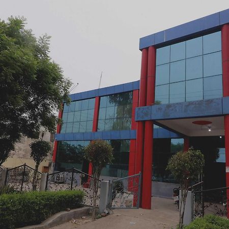 Hotel O Mulaqat Dadri Buitenkant foto