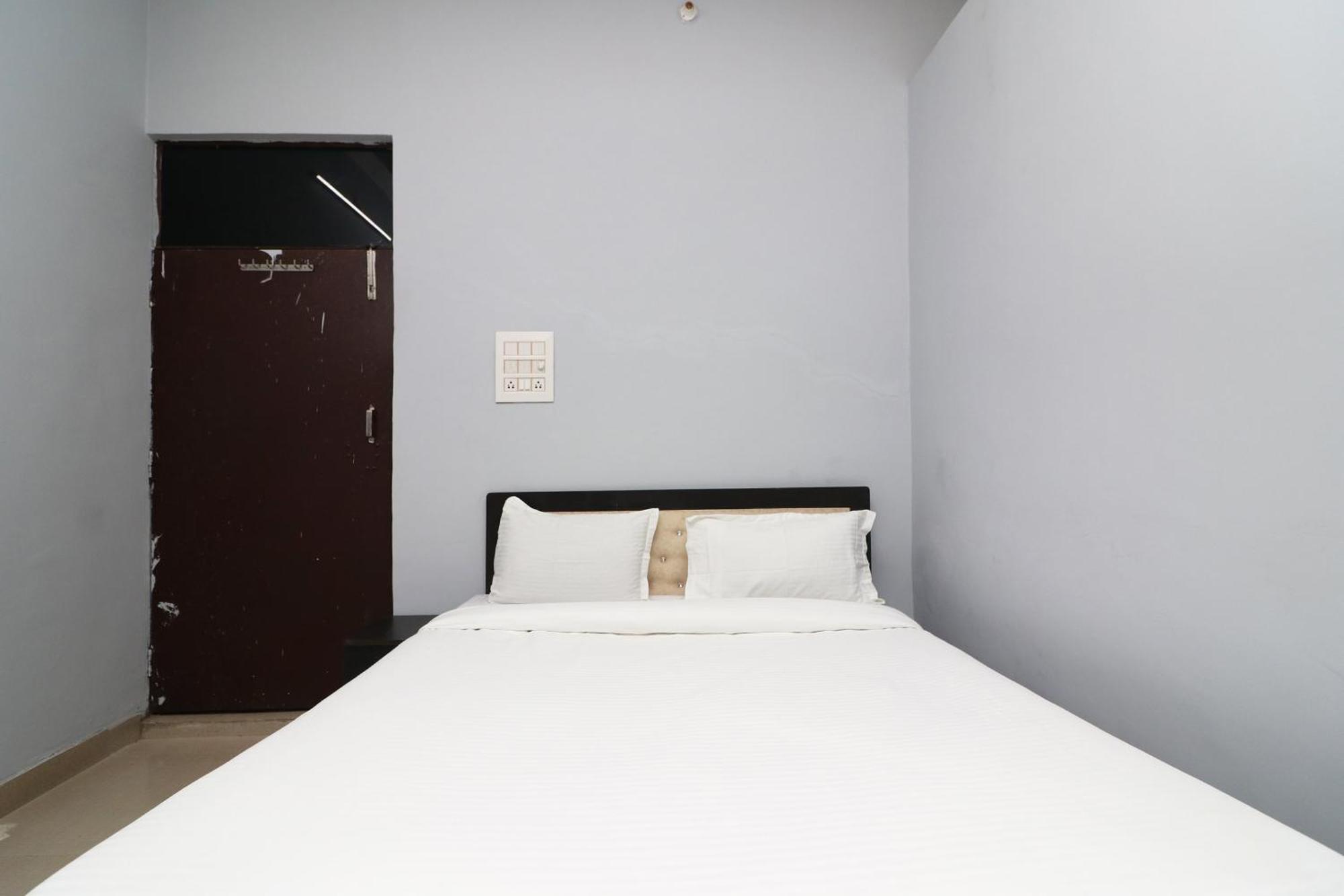 Hotel O Mulaqat Dadri Buitenkant foto